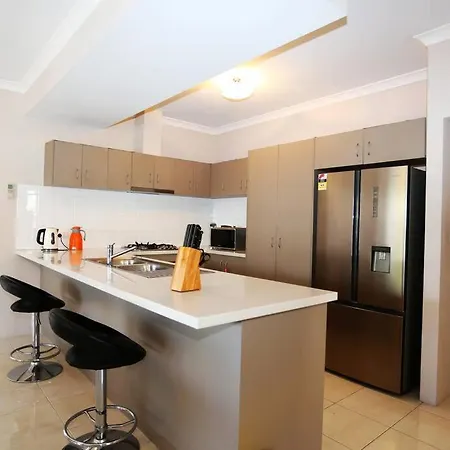 Nice And Neat House For Your Journey - Renovated Perth Exterior photo